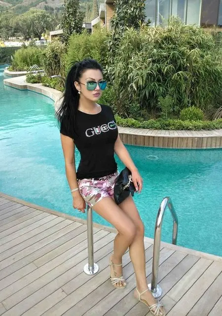 Олечка из Одессы, ищу на сайте знакомства на одну ночь