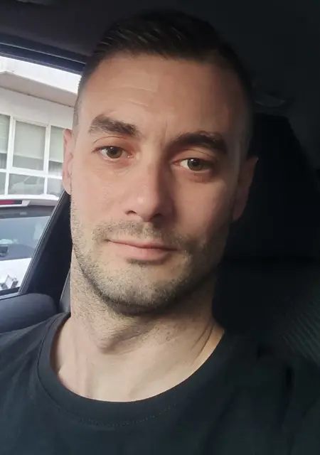 Jonatan de Barcelona, busco en el sitio hacer nuevos amigos