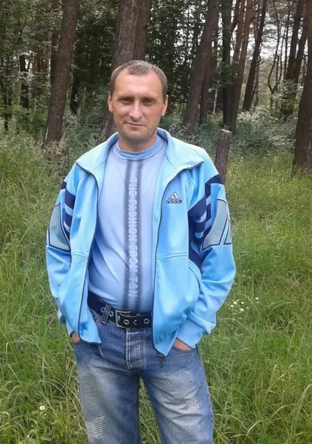 Леша з Харкова, мені 54 років, познайомлюсь на одну ніч