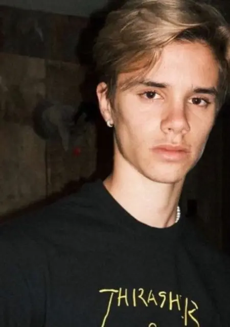 Alex из Барселоны, мне 19, познакомлюсь без обязательств