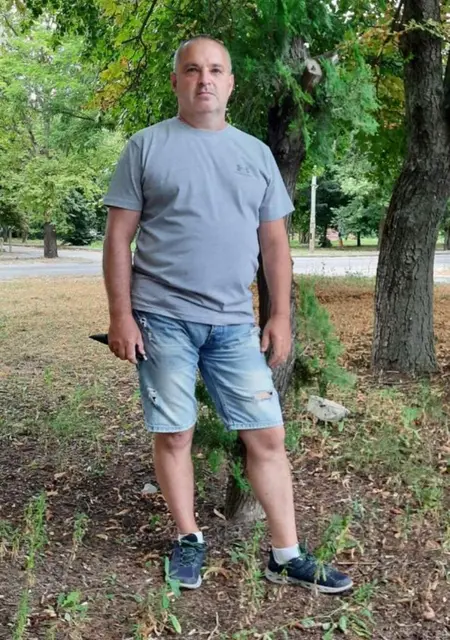 Я Aleksandr, 57, из Херсона, ищу знакомства на одну ночь