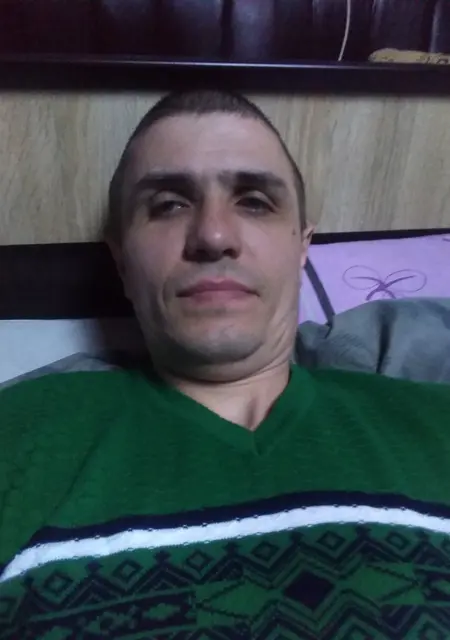 Сергей з Енергодар, шукаю на сайті знайомства без зобов'язань