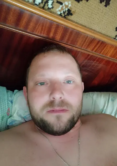 Назар из Львова, мне 37, познакомлюсь на одну ночь