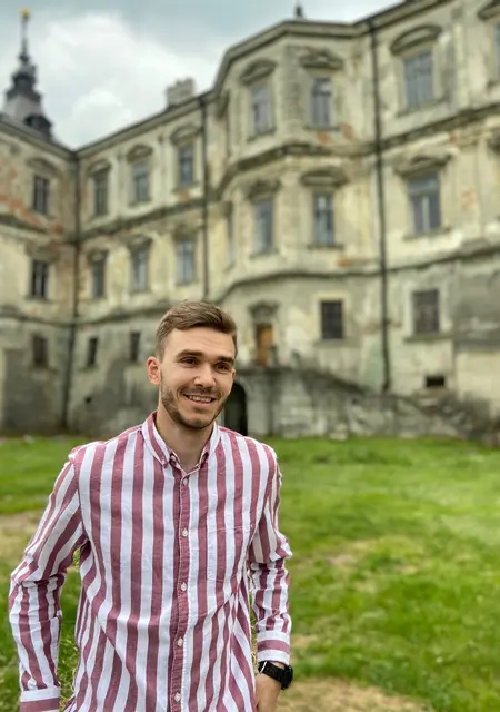 Evgeniy из Черкасс, мне 33, познакомлюсь на одну ночь