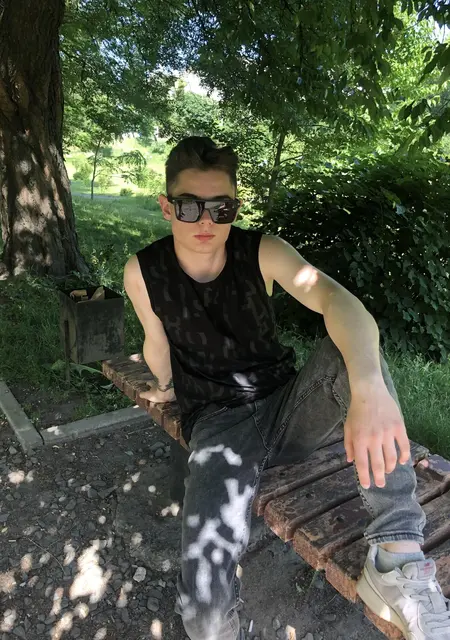 Іван из Хмельницкого, мне 22, познакомлюсь на одну ночь