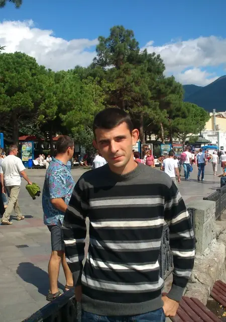 Я Саша, 37 років, знайомлюсь для приємного проведення часу у Городке