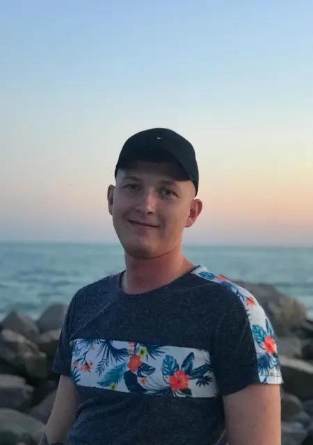 Назар из Винницы, ищу на сайте знакомства на одну ночь