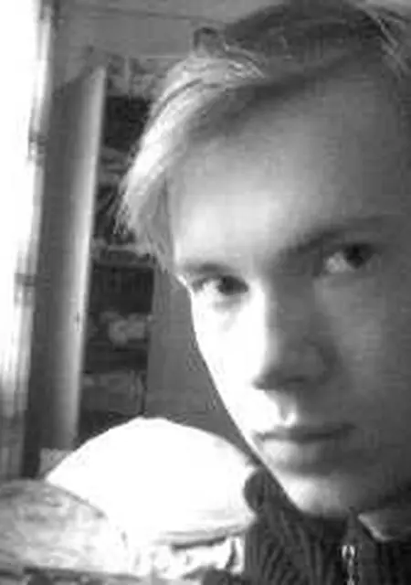 Серж из Хмельницкого, мне 32, познакомлюсь для общения