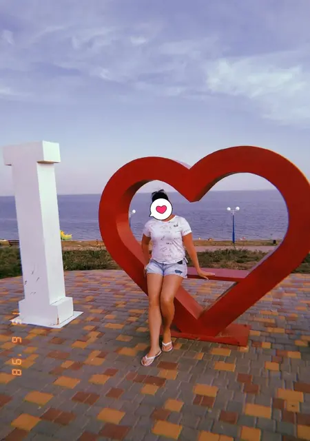 Я Кира, 42, из Очакова, ищу знакомство для приятного времяпровождения