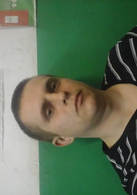 Я Санёк, 36, из Жлобина, ищу знакомства на одну ночь