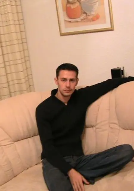 Петро из Львова, мне 46, познакомлюсь без обязательств