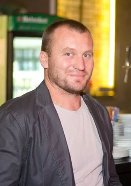 Я Павел, 48, из Скадовска, ищу знакомства без обязательств