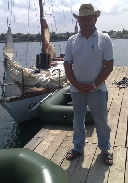 Lvbnhbq из Барановичей, мне 55, познакомлюсь на одну ночь