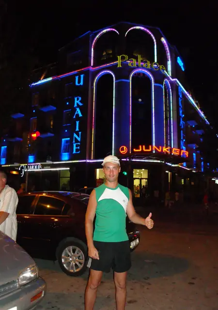 Сережа з Кривого Рогу, мені 45 років, познайомлюсь для спілкування