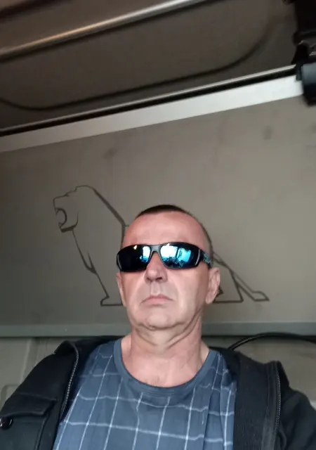 Alexander из Ковеля, ищу на сайте знакомства без обязательств