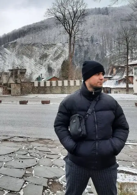 Я Богдан, 25, знакомлюсь для постоянных отношений в Киеве