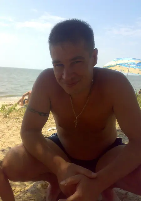 Я Евгэн, 54, знакомлюсь на одну ночь в Мариуполе