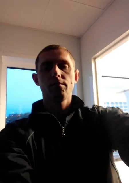 Василь из Калуша, мне 45, познакомлюсь без обязательств