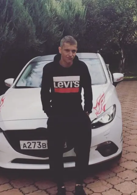 Я Даниил, 23, знакомлюсь для вирта в Луганске