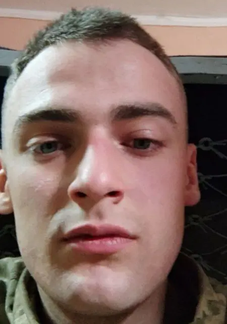 Alex из Червонограда, мне 27, познакомлюсь на одну ночь