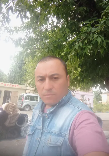 Я Тимур, 39 років, знайомлюсь на одну ніч у Мелітополі