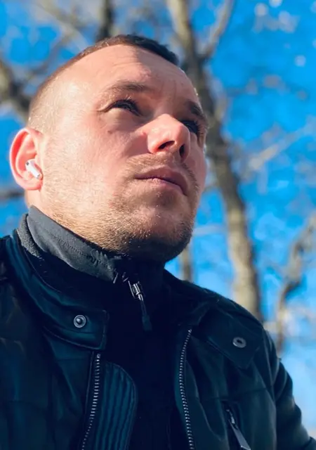 Михаил из Николаева, мне 32, познакомлюсь на одну ночь