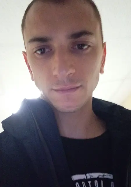 Я Дэзик, 31, из Минска, ищу знакомства без обязательств