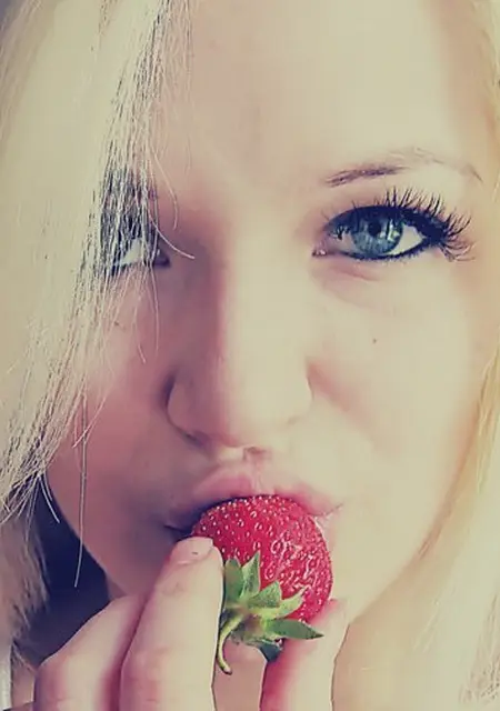 Лена из Львова, мне 32, познакомлюсь для дружбы