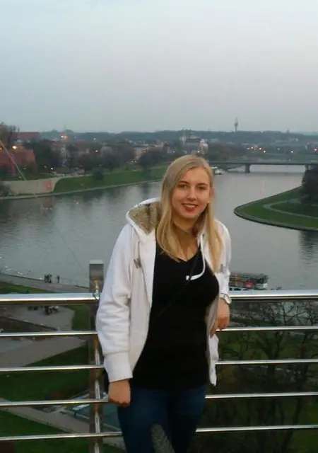 Я Снежана, 26 років з Одеси, шукаю знайомство для постійних стосунків