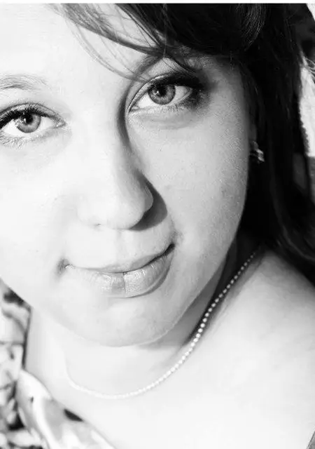 Я Сабина, 25, из Харькова, ищу знакомства на одну ночь