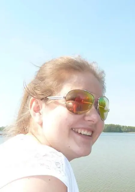 Я Галина, 19, знакомлюсь для постоянных отношений в Черновцах