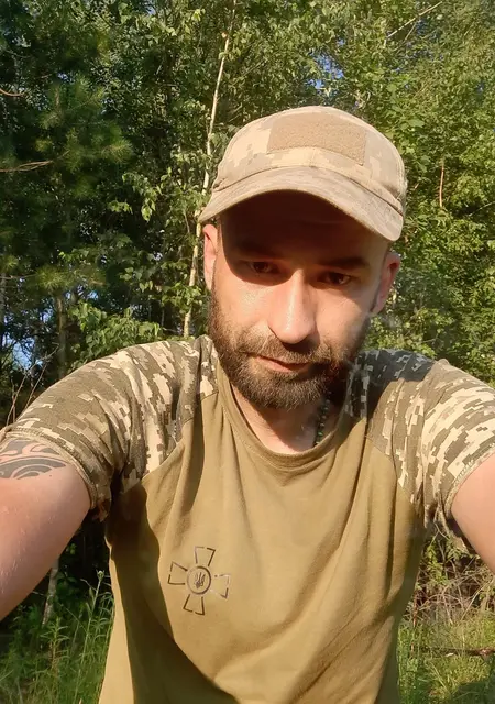 Олег из Житомира, ищу на сайте знакомства на одну ночь