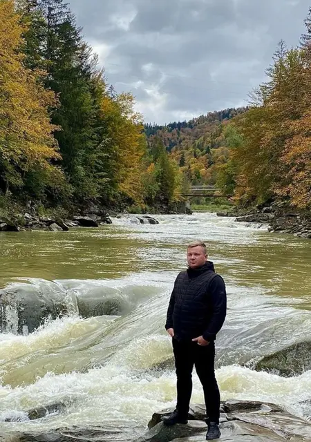 Я Юрій, 32, из Ровно, ищу знакомство для общения