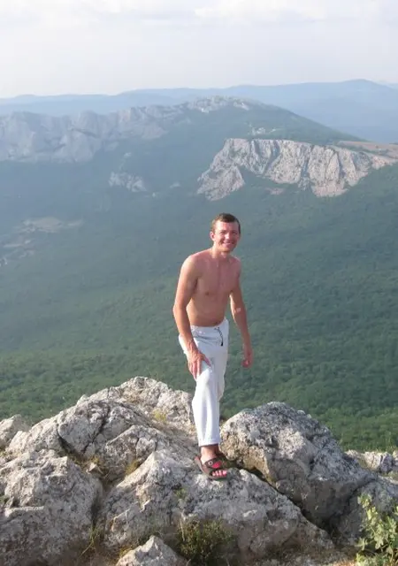 Я Вадим, 48 років з Луганська, шукаю знайомства без зобов'язань