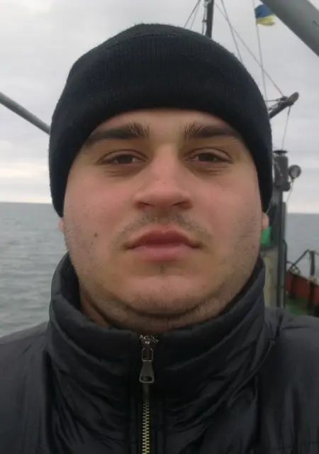 Валера из Николаева, ищу на сайте знакомства на одну ночь