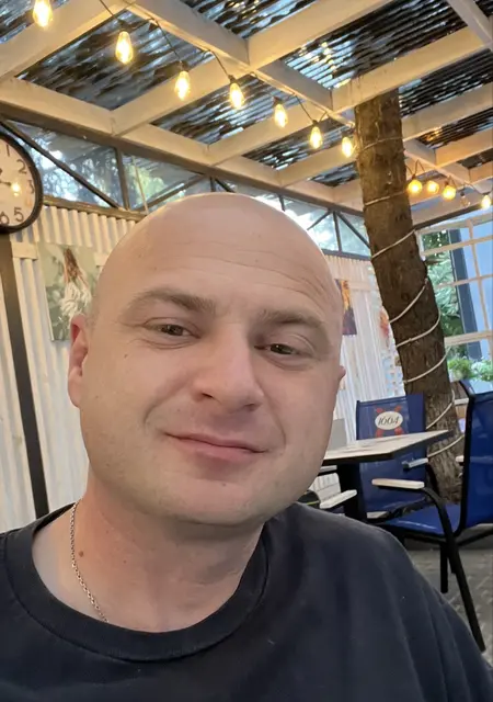 Я Artur, 28, знакомлюсь для приятного времяпровождения в Харькове