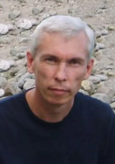 Я Саша, 63, из Киева, ищу знакомства без обязательств