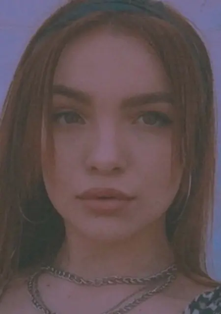 Я Виктория, 28 років з Києва, шукаю знайомство для вірт