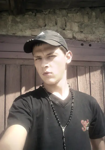 Макс из Ровно, мне 30, познакомлюсь для дружбы