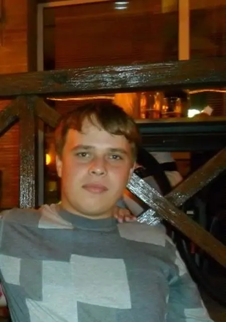 Жека з Єнакієвого, шукаю на сайті знайомства на одну ніч