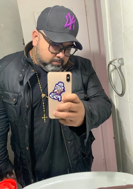 Budu de Rubí, tengo 40 años, listo para conocer para relación a largo plazo