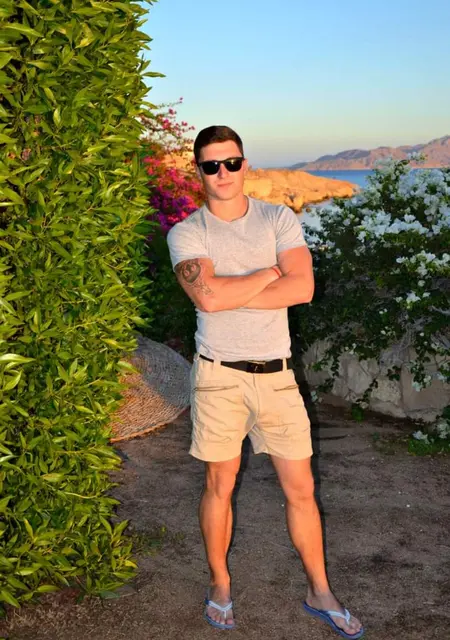 Я Женя, 36, знакомлюсь без обязательств в Черкассах