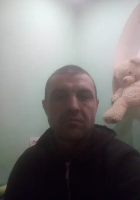 Я Юрий, 41, из Полтавы, ищу знакомства без обязательств