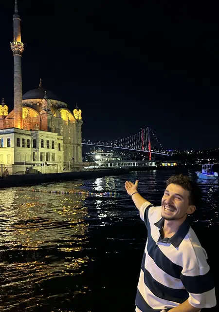 Из Анкары, мне 25, познакомлюсь