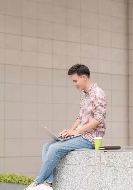 Володимир из Черкасс, мне 42, познакомлюсь без обязательств