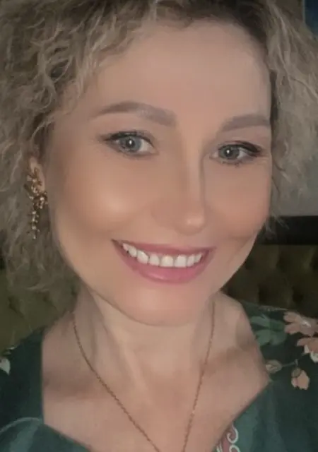 Віра из Киева, ищу на сайте постоянные отношения