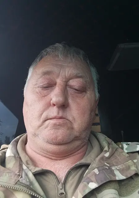 Игорь з Донецька, мені 58 років, познайомлюсь для вірт