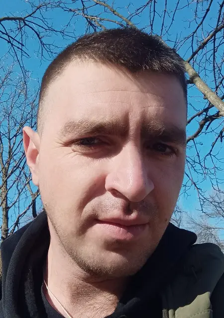 Серёжка из Краматорска, мне 32, познакомлюсь для общения