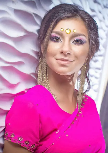 Я Алина, 30, из Харькова, ищу знакомства на одну ночь