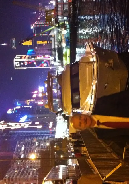 Viktor з Києва, мені 60 років, познайомлюсь для приємного проведення часу